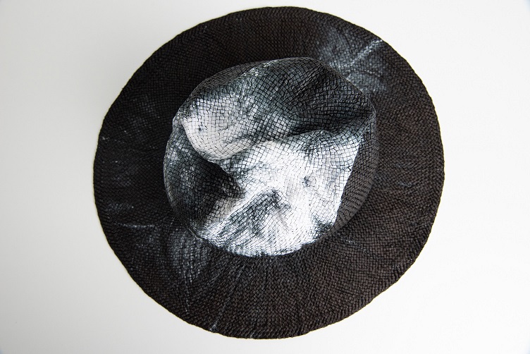 Folded Roccia Carta nero 