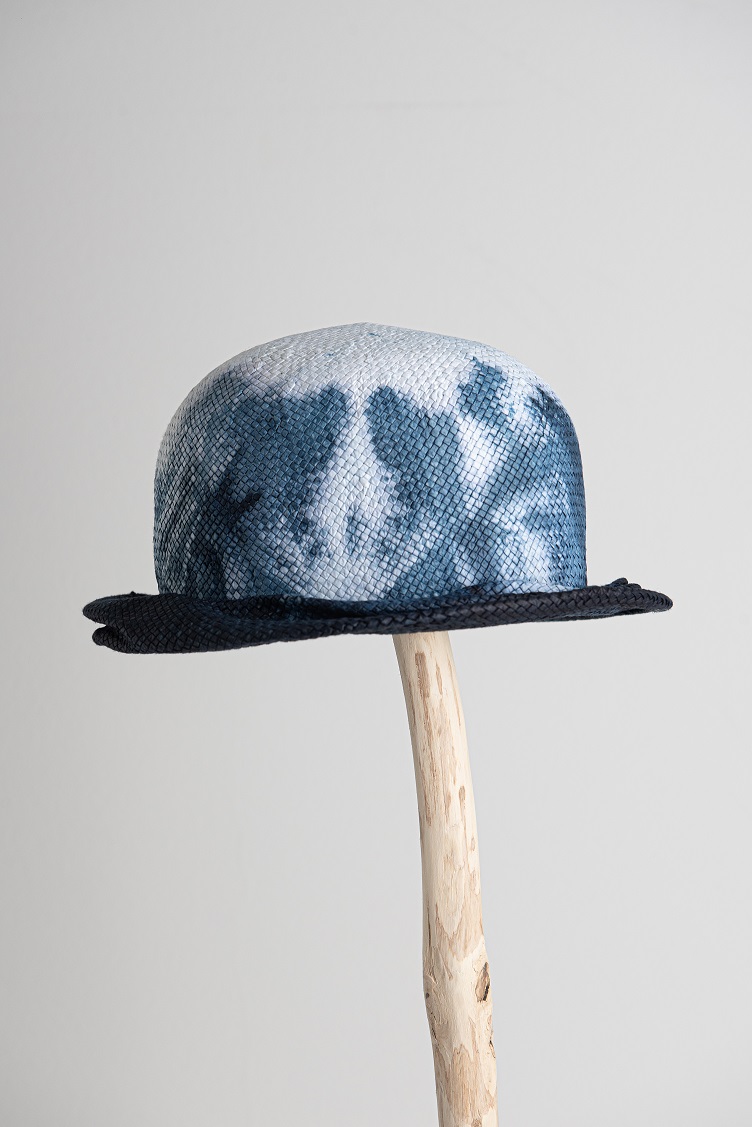 Folded Bombetta blu